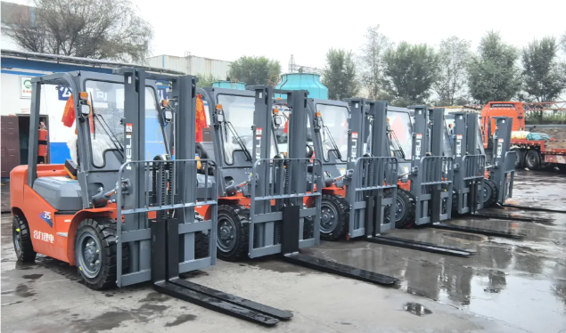 踐行綠色使命 賦能低碳未來(lái)&mdash;&mdash;工投公司引進(jìn)新能源車輛助力&ldquo;雙碳&rdquo;目標(biāo)落地