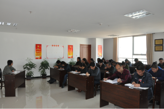 集團(tuán)黨委委員、副總經(jīng)理劉玲同志宣講黨的十九大精神