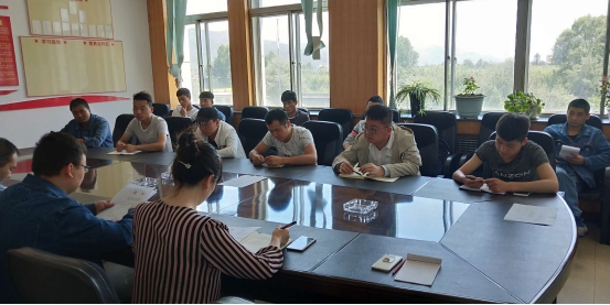 學(xué)習(xí)宣傳貫徹團的十八大精神熱潮向基層一線延伸