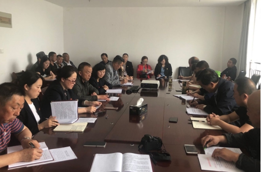 物產(chǎn)配送公司所屬黨支部召開(kāi)“不忘初心、牢記使命”主題教育專題研討會(huì)